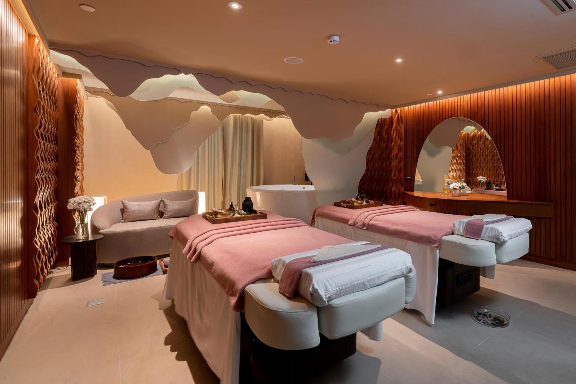 The Salil Hotel Riverside Bangkok Ngoại thất bức ảnh The spa at The Oberoi, Mumbai