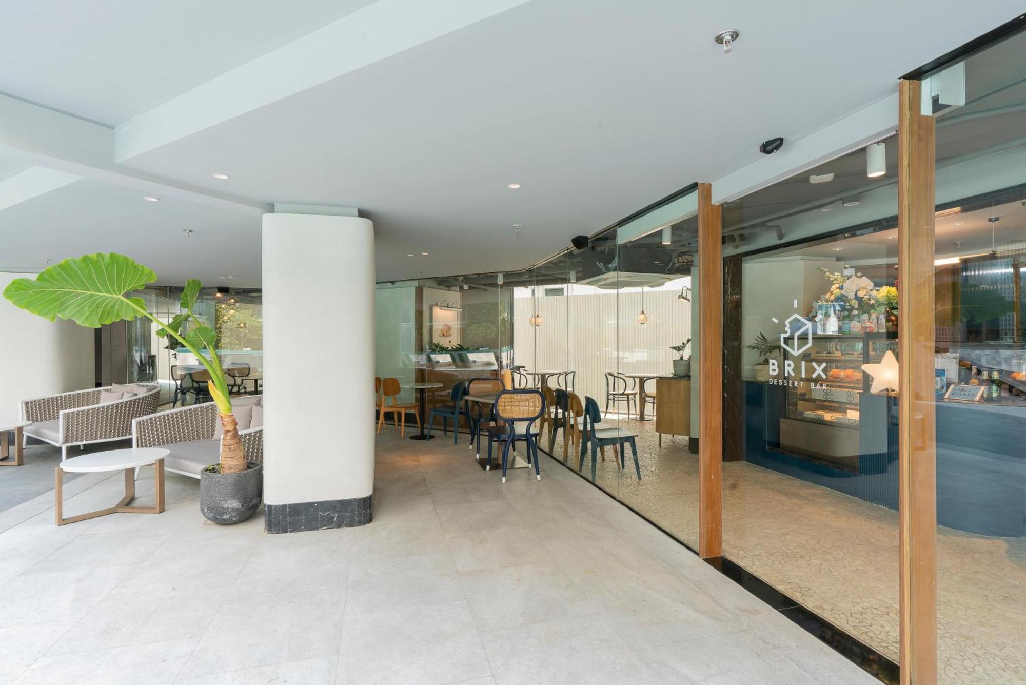 The Salil Hotel Riverside Bangkok Ngoại thất bức ảnh The lobby of the hotel