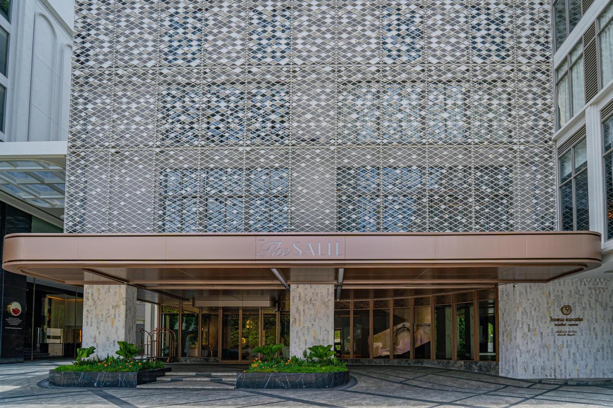 The Salil Hotel Riverside Bangkok Ngoại thất bức ảnh Entrance of the hotel