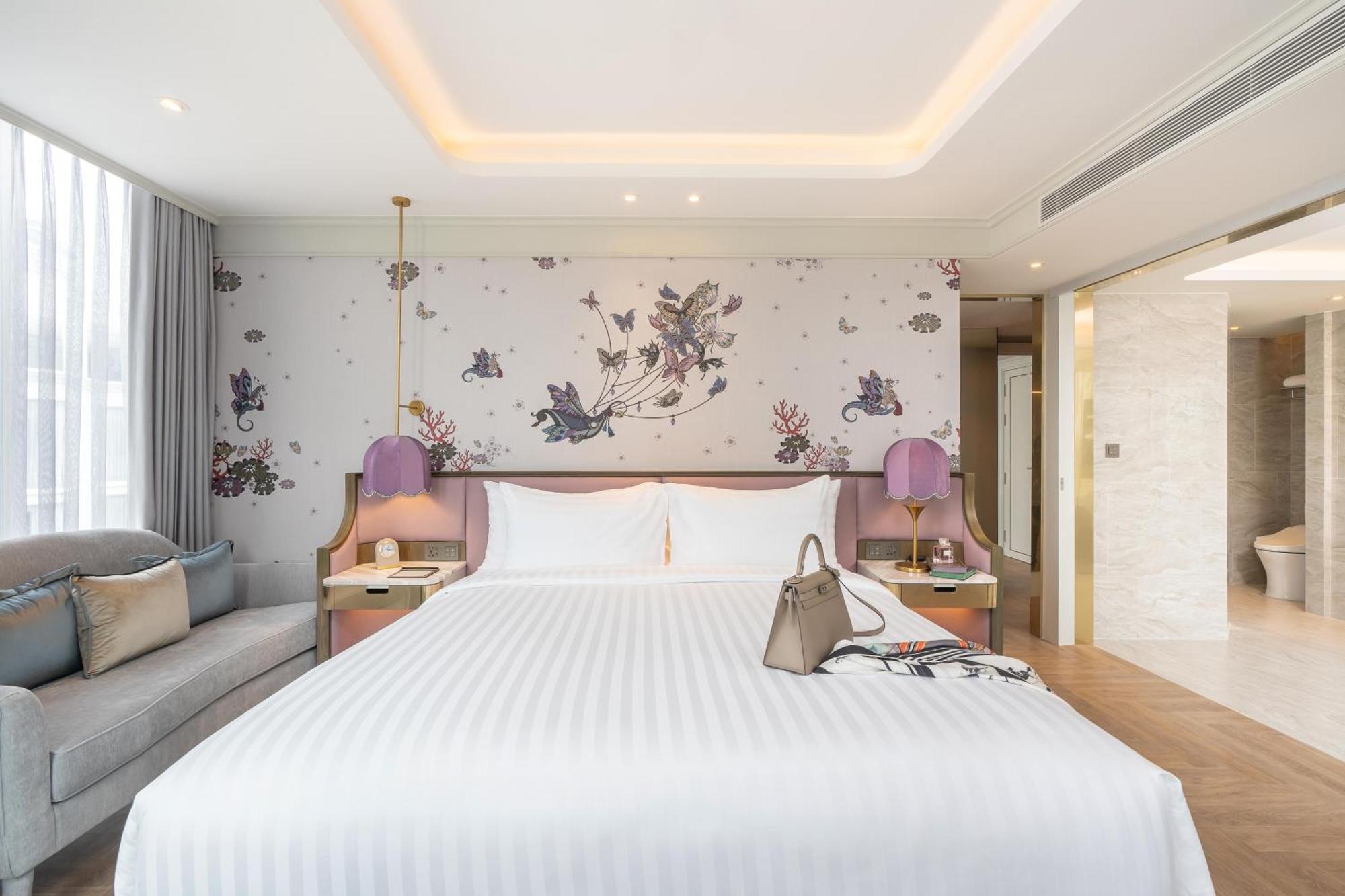 The Salil Hotel Riverside Bangkok Ngoại thất bức ảnh Deluxe Suite