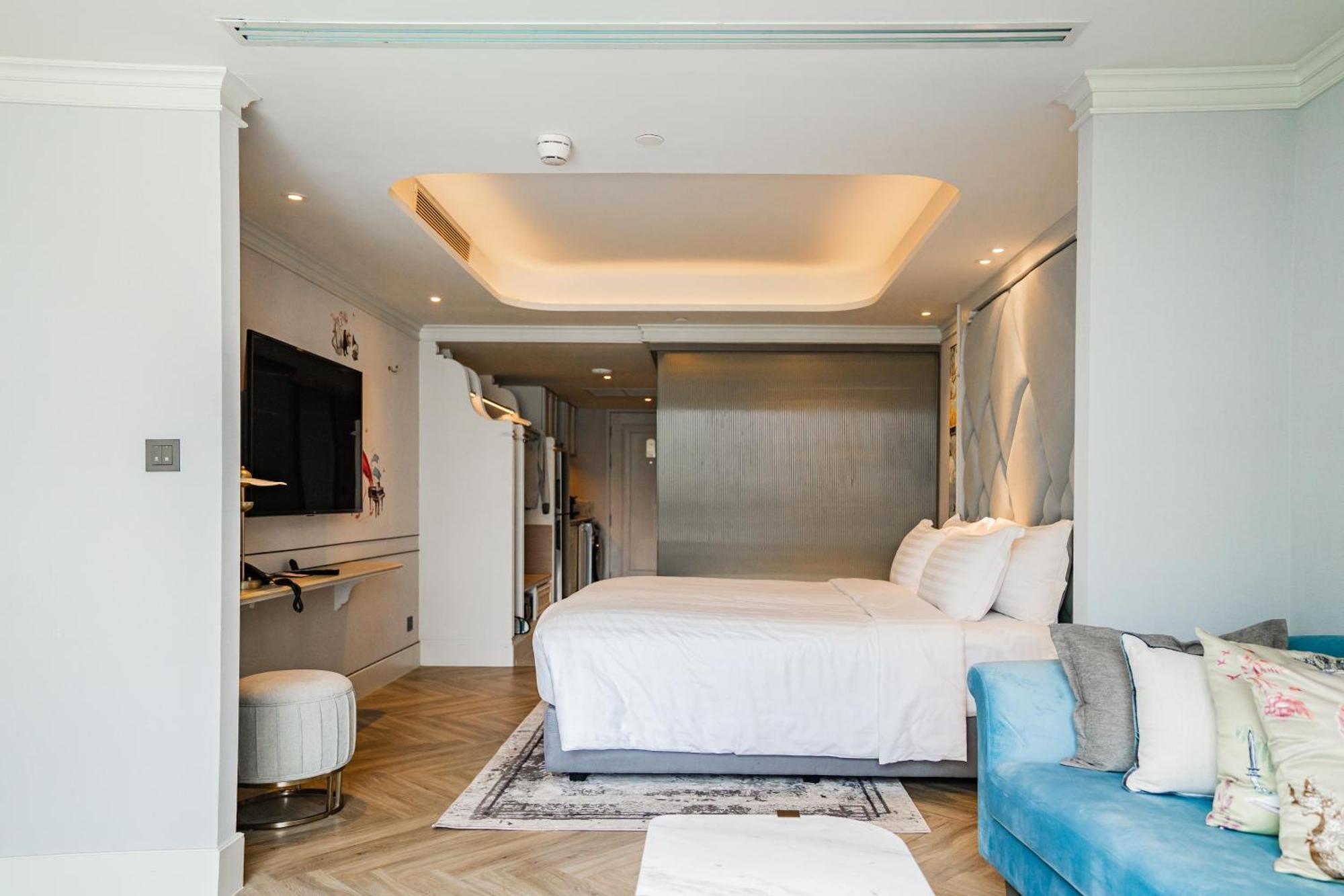 The Salil Hotel Riverside Bangkok Ngoại thất bức ảnh A bedroom at the hotel