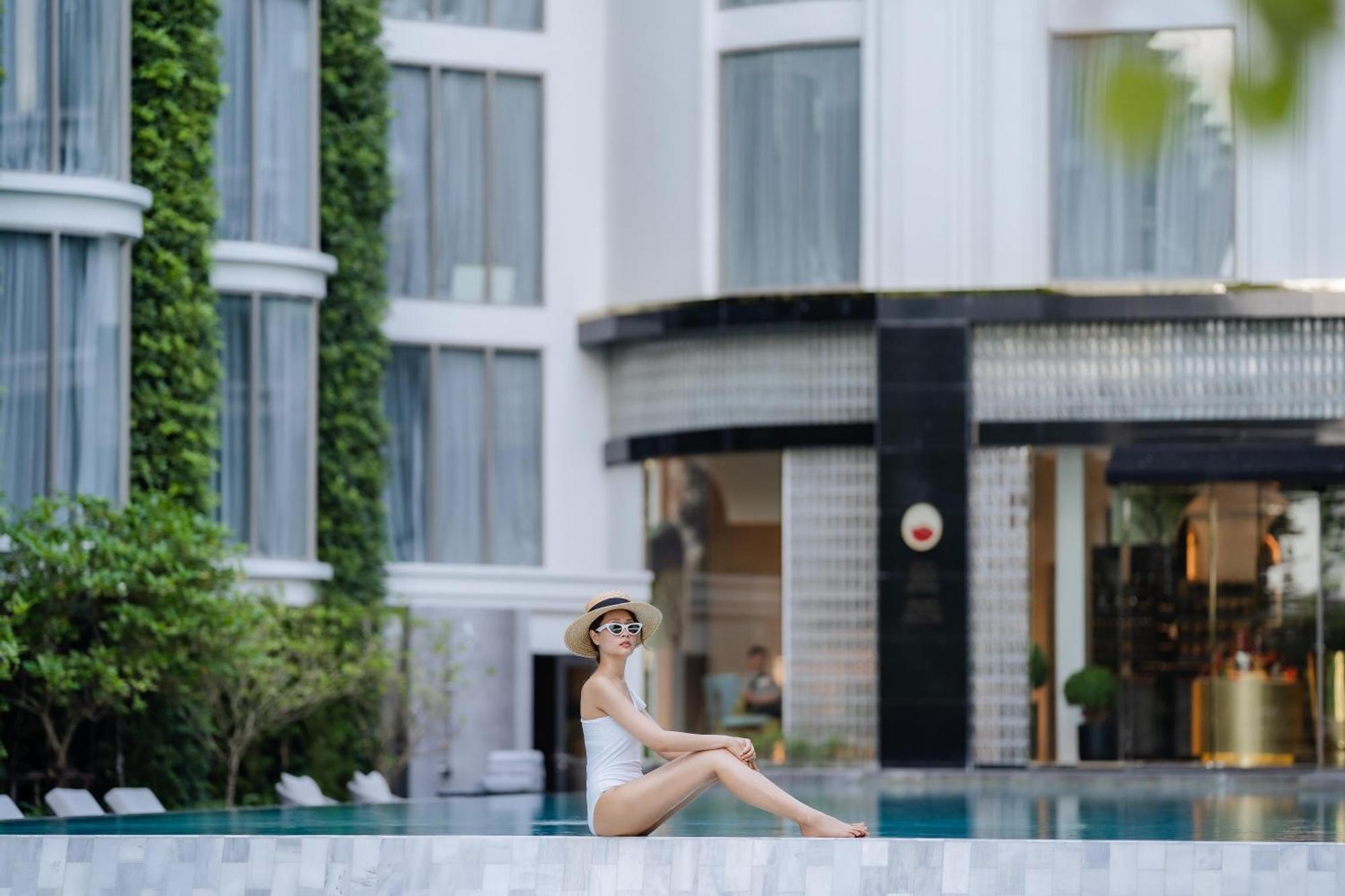 The Salil Hotel Riverside Bangkok Ngoại thất bức ảnh The hotel's pool